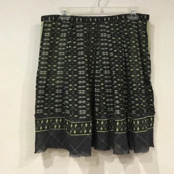 Cynthia Steffe Tribal Print Pleated Skirt Size 10 EUC - Picture 1 of 4
